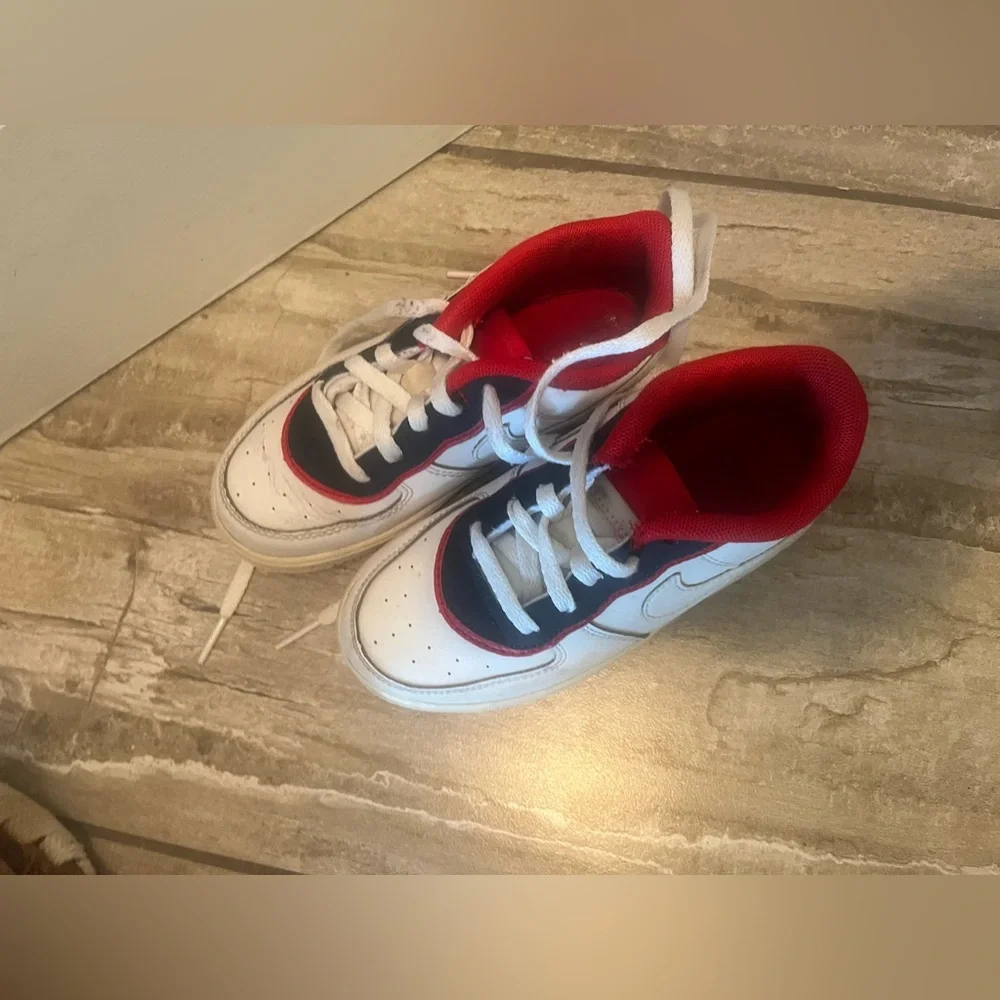 Nike Air Force 1’s Toddler - Picture 2 of 9